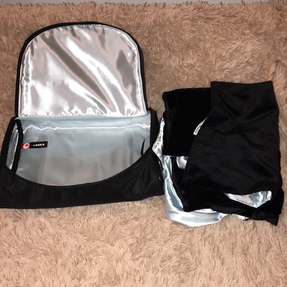 Leed’s Airplane Travel Pillowcase and Duvet Cover Set in a Bag NWOT - Picture 3 of 8